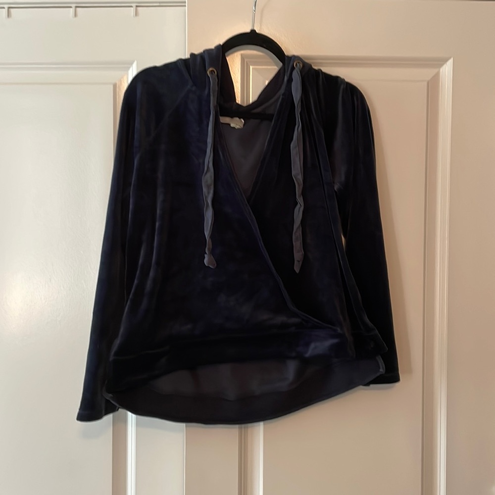 Anthropologie- Saturday/Sunday navy blue velvet crossover ballet hoodie large
